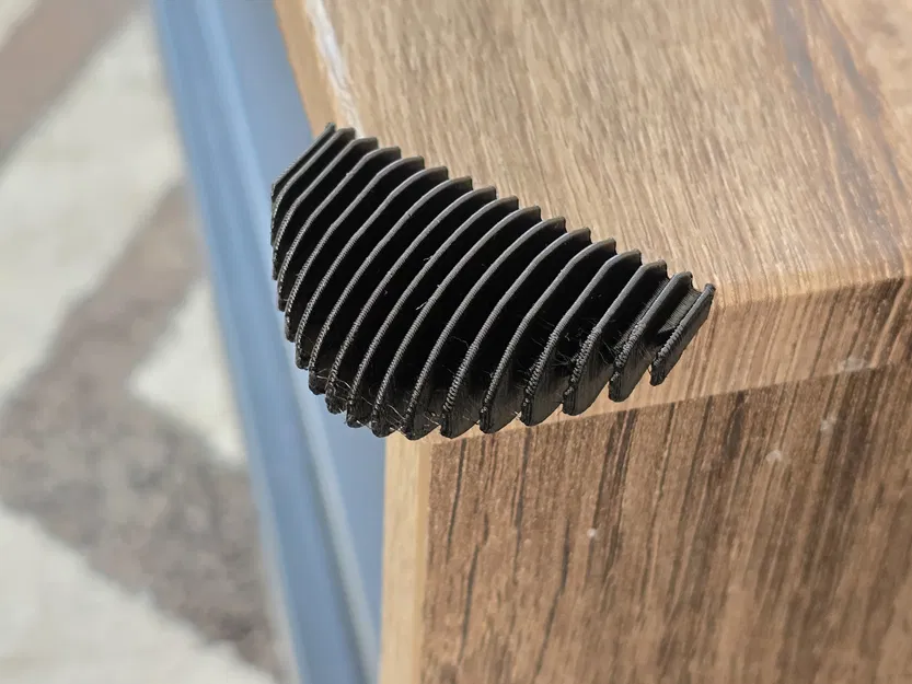 Góc bo mềm bảo vệ an toàn cho bé cho bàn/đồ nội thất (Extra Soft Corner) - Image 1