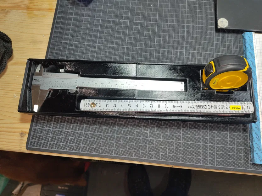 Gridfinity Messschieber Rollmeter Doppelmeter – Khay/giá sắp xếp dụng cụ - Image 1