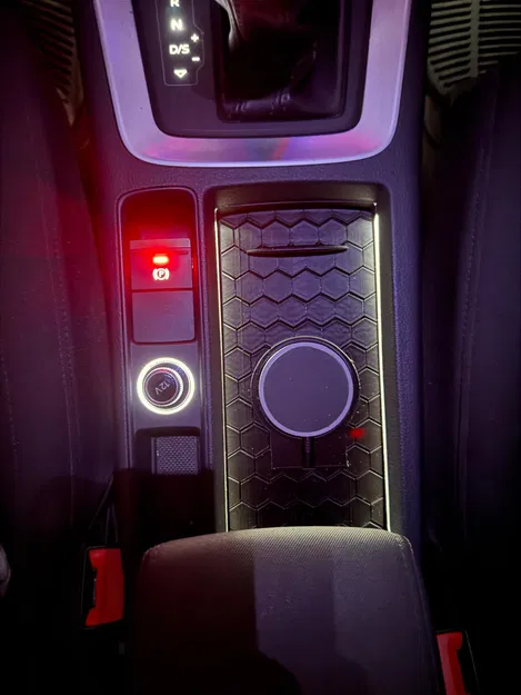 Audi Q3 F3 - Nắp hộc để ly tích hợp MagSafe Charger - Image 2