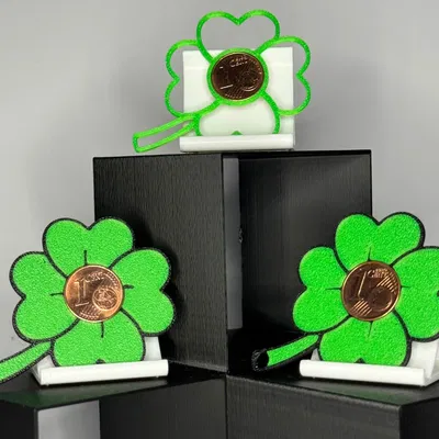 Cỏ bốn lá may mắn +1 đồng xu may mắn (Lucky clover +1 lucky cent)