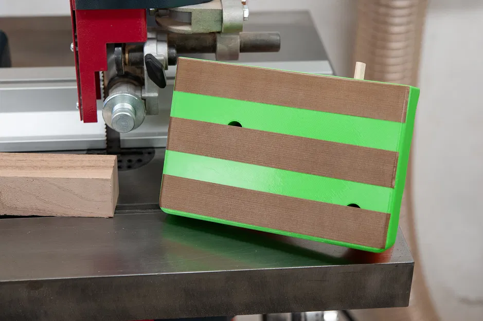 BandsägeFix Bandsaws Jig – Cữ (jig) cắt chi tiết nhỏ an toàn cho bandsaw - Image 5