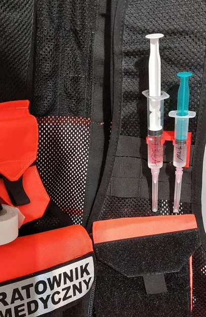 Kẹp gắn ống tiêm cho áo vest và balo - Image 2