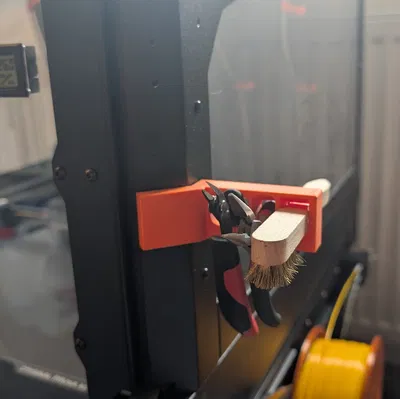 Tay đỡ hông cho Prusa XL Enclosure: kìm cắt dây, kìm và chổi đồng thau