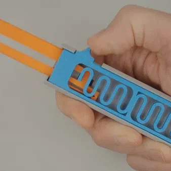 Dao fidget OTF – chỉ 3 phần