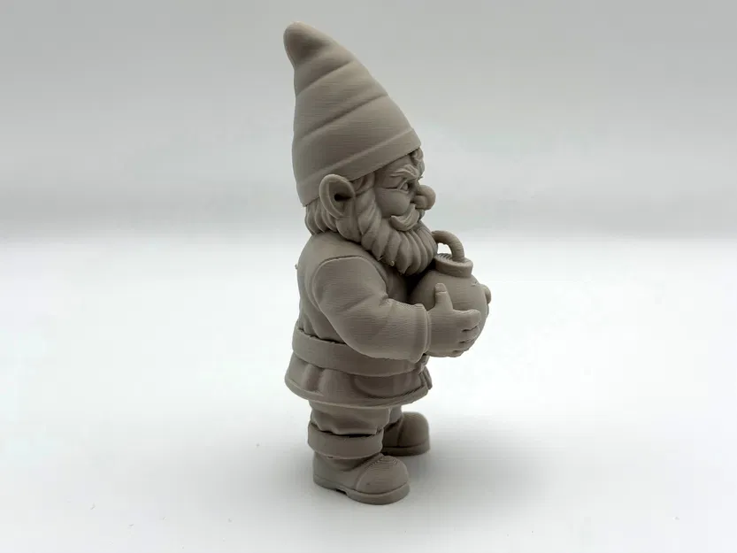 Bomb Garden Gnome – Tượng Gnome Ôm Bom Trang Trí - Image 3