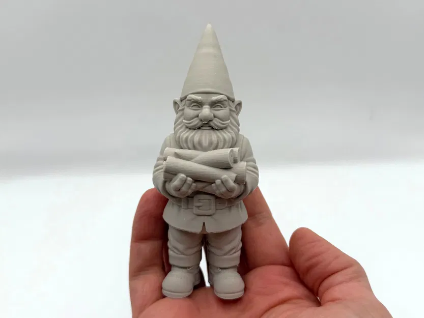 Gnome Vườn Ôm Củi Đốt (Firewood Garden Gnome) - Image 1