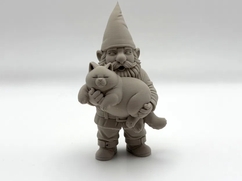 Gnome với Mèo Ú Na (Gnome with Chonky Cat) - Image 2