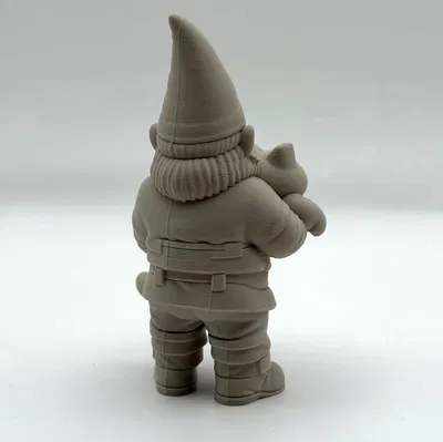 Gnome với Mèo Ú Na (Gnome with Chonky Cat)