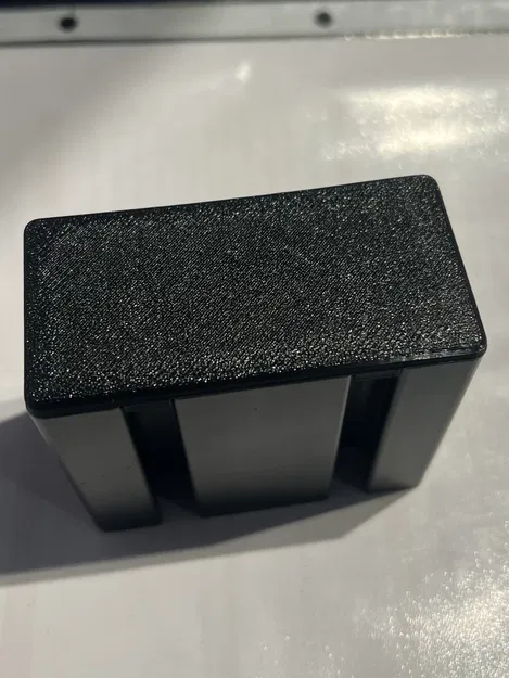 Nắp che rãnh Nut 8 cho aluminium profile 80×40 - Image 1