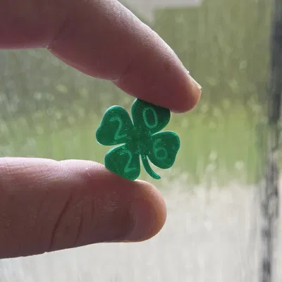 Cỏ bốn lá may mắn 2026 (Lucky Cloverleaf 2026)