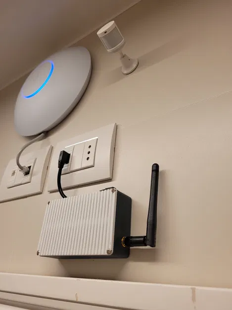 Vỏ Enclosure cho Raspberry Pi 3 / 3B / 3B+ (Raspberry Pi 3 3B 3B+ Enclosure Case) - Image 6