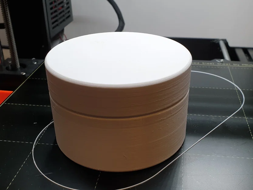 Hộp đơn giản với nắp vặn ren - Image 3