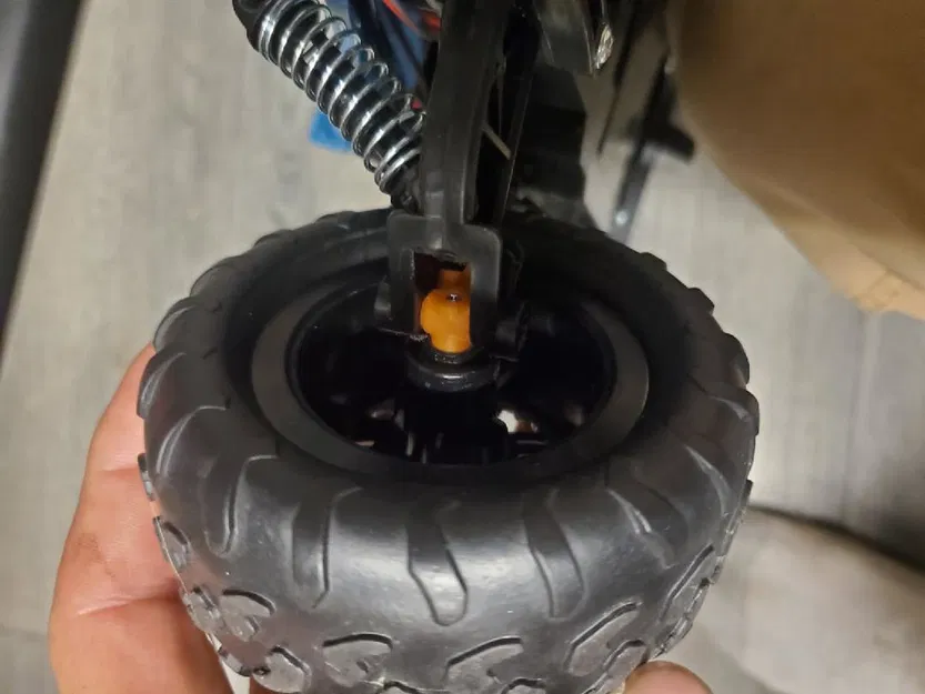 Ngàm lái (Steering Knuckle) cho xe RC - Image 1