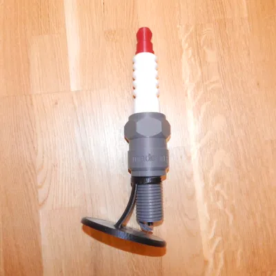 Bugi làm hộp quà (Spark plug as a gift box / Zündkerze als Geschenkbox)