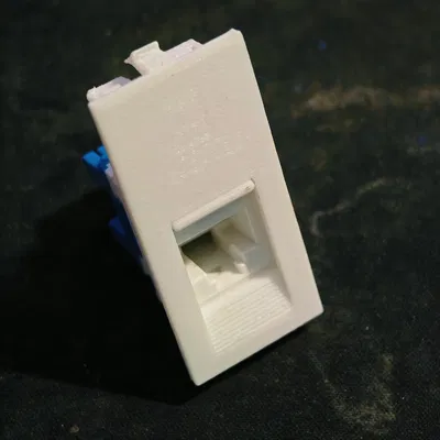 Adapter faceplate in 3D cho RJ45 keystone jack chuẩn, hợp Anchor Roma Plus