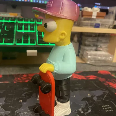Bart Simpson với ván trượt (noAMS)