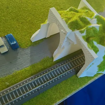 TUNEL/TUNNEL TT/H0/N/Z