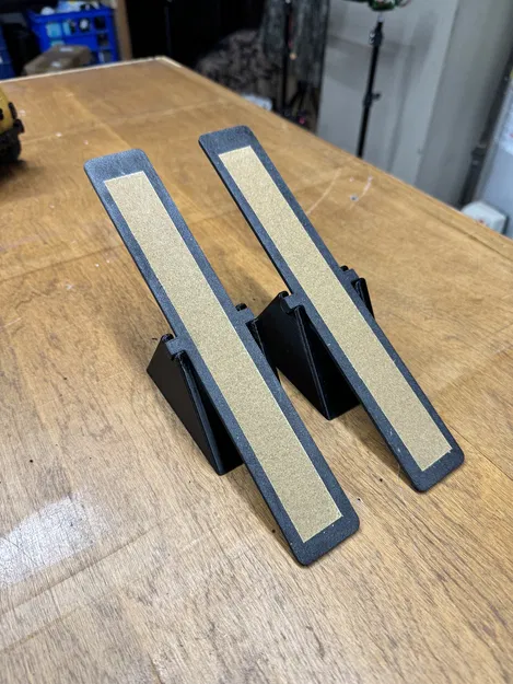 Bập bênh cho Crawler (Crawler seesaw) - Image 1