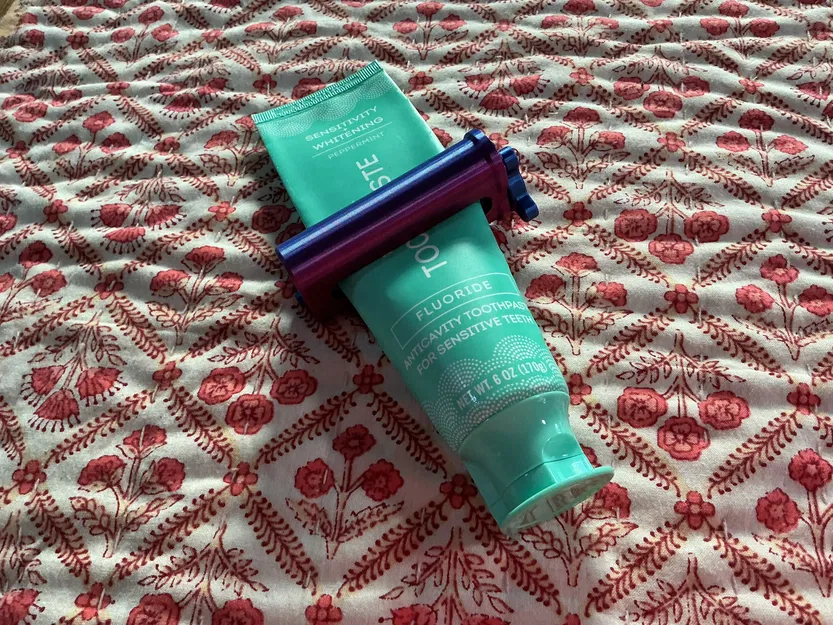 Dụng Cụ Bóp Kem Đánh Răng Tối Ưu (THE ULTIMATE TOOTHPASTE SQUEEZER) - Image 6