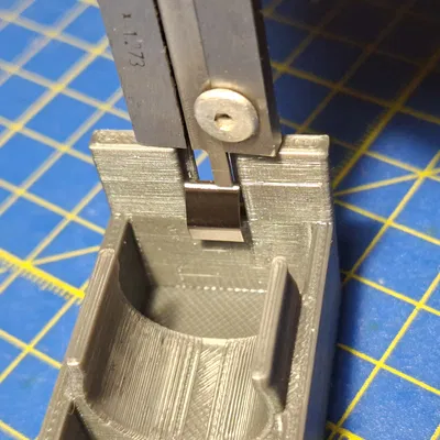 Khay pin 18650 có mạch bảo vệ dùng tiếp điểm Keystone 1107-1