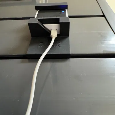 Giá gắn Blink Sync Module cho tường Proslat (Proslat Blink Sync Module Holder)