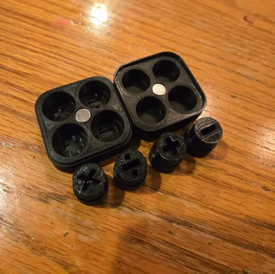 Bộ 4 “Math Sockets” kèm hộp đựng nam châm