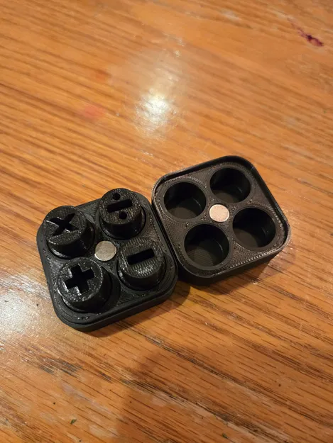 Bộ 4 “Math Sockets” kèm hộp đựng nam châm - Image 2