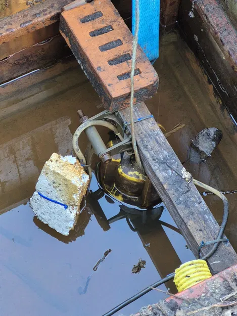 Giá đỡ giữ phao cho máy bơm chìm (Submersible pump float holder) - Image 4