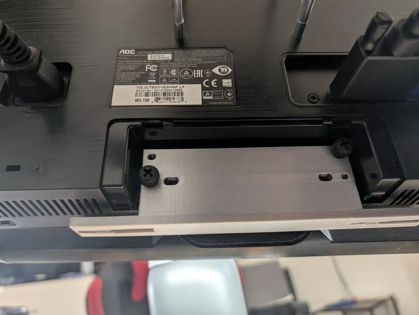 Ngàm gắn soundbar Dell lên màn hình (Dell Soundbar Monitor Mount) - Image 1