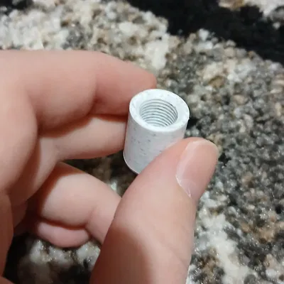 Nắp an toàn cho bugi (Spark plug safety cap)