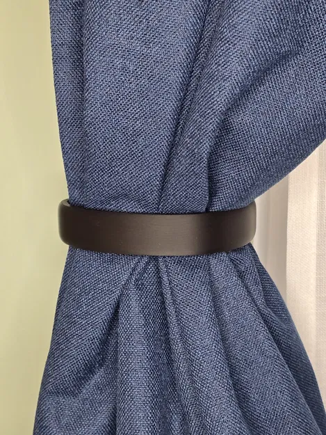 Móc/giá giữ rèm cửa (Curtain hook / holder) - Image 1