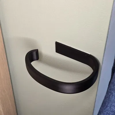 Móc/giá giữ rèm cửa (Curtain hook / holder)