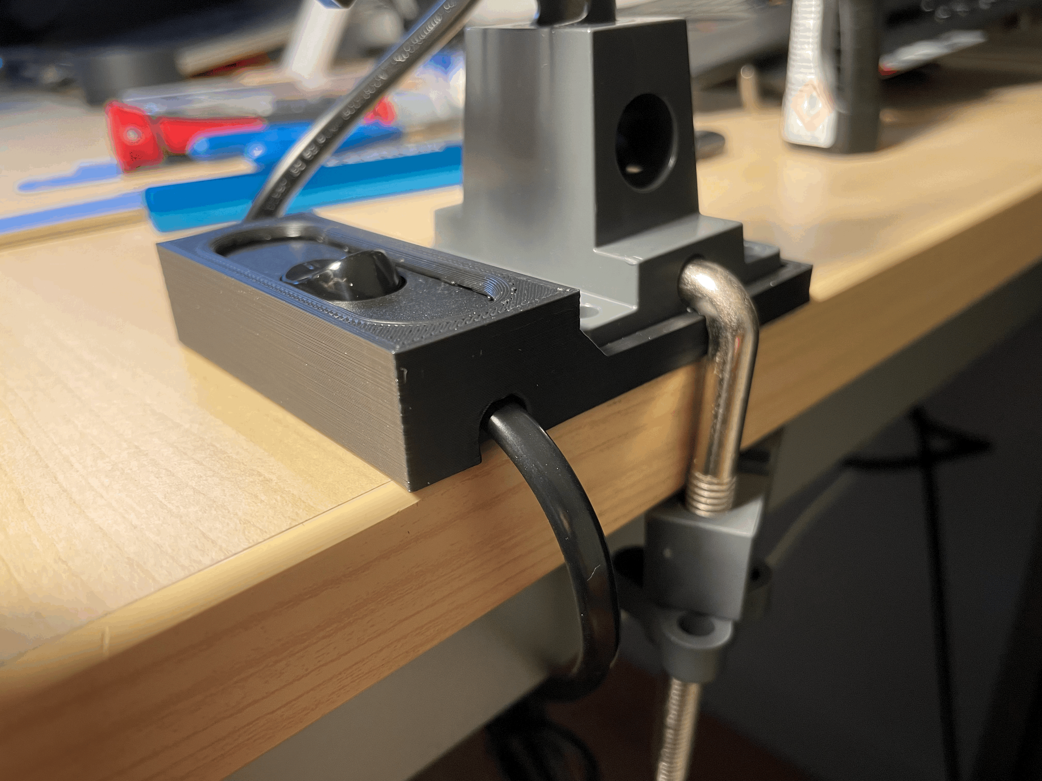 Đế IKEA TERTIAL kèm giá giữ công tắc - phiên bản EU - Thumbnail 2