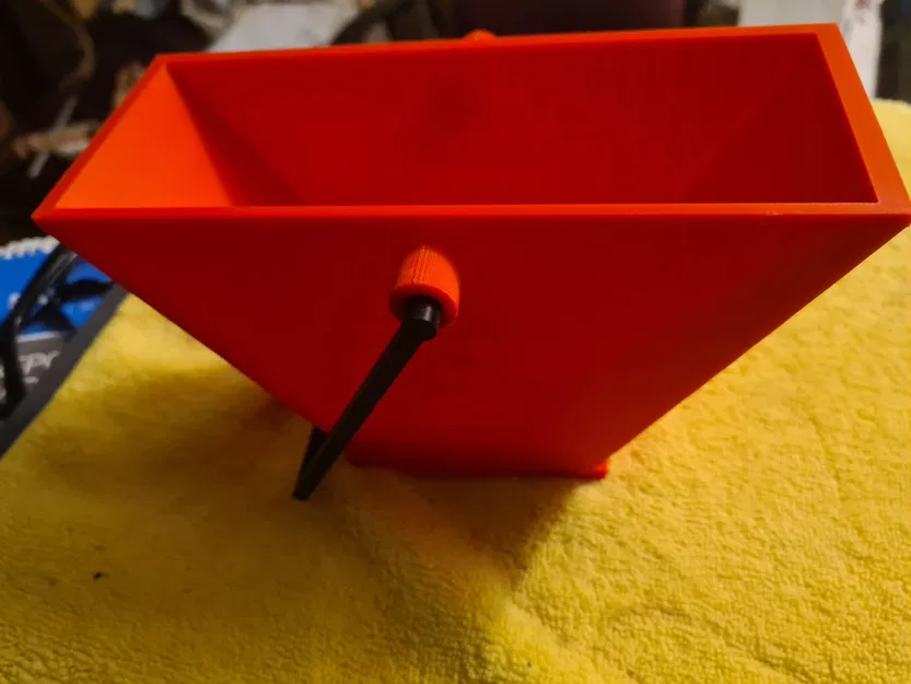 Gàu nâng (Lifting Bucket Skip) có tay cầm - Image 1