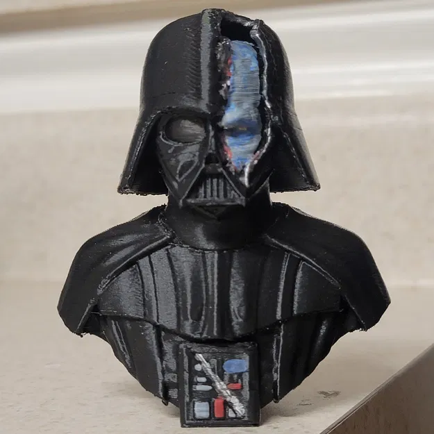 Darth Vadar Broken Mask (Mặt nạ vỡ) - Image 1