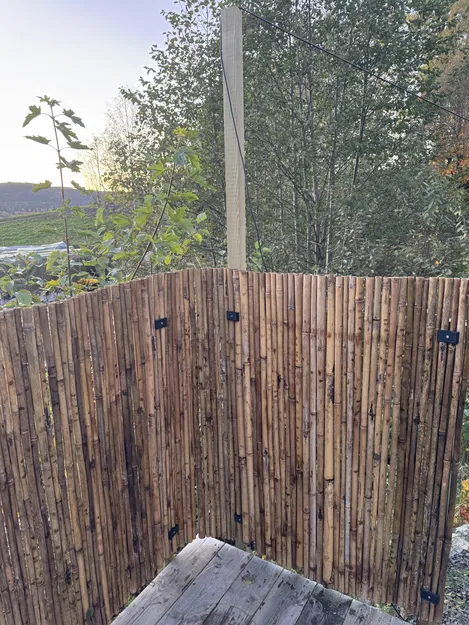 Giá đỡ kẹp hàng rào tre (Bamboo Fence holder) - Image 2