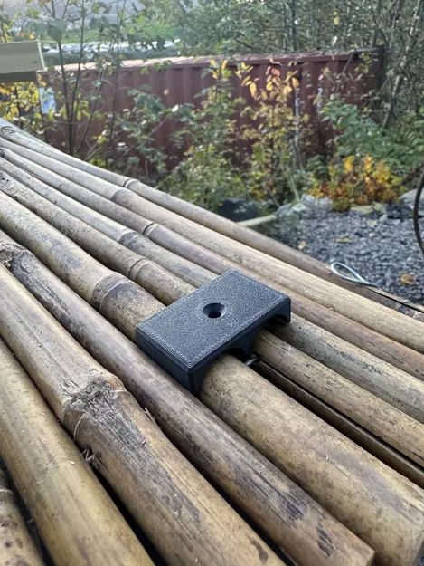 Giá đỡ kẹp hàng rào tre (Bamboo Fence holder) - Image 3