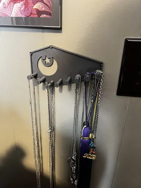 Giá Treo Dây Chuyền Treo Tường Hình Quan Tài (Coffin Wall Mount Necklace Holder) - Image 1