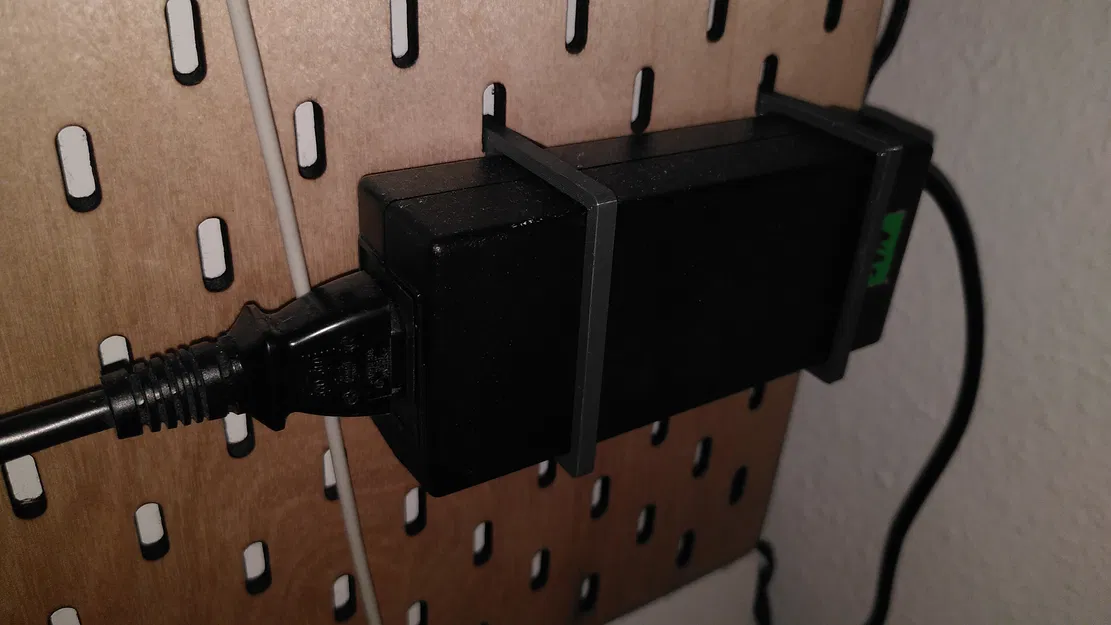 Kẹp giữ bộ nguồn Ikea Skadis cho Synology DS918+ + file FreeCAD tùy chỉnh - Image 2