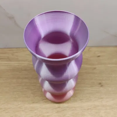 Bình hoa cao (Tall vase)