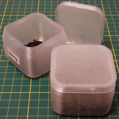 Hộp vuông có nắp chốt gài đẹp (in vase mode)