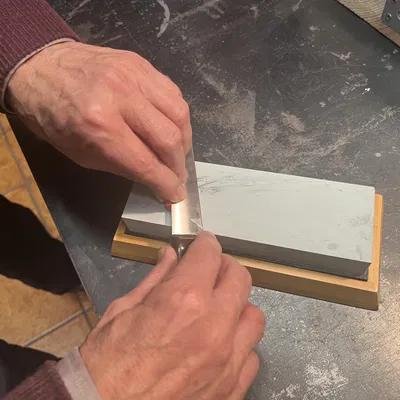 Dụng cụ giữ góc mài dao 20° (knife sharpening util)