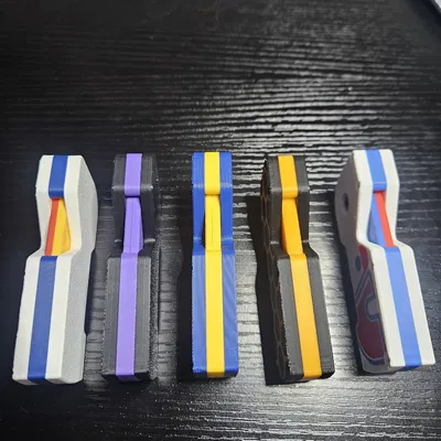 Dao gấp (Folding Knife) dùng lưỡi dao cạo thay thế