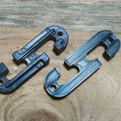 Kẹp giữ dây cáp cho cưa điện Makita