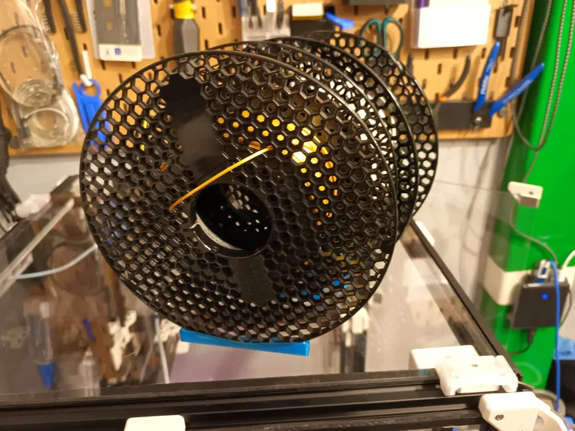Giá đỡ cuộn filament rẻ, nhỏ gọn và lắp nhanh (Cheep Small And Fast filament spool stand) - Image 2