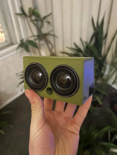 Loa Bluetooth in 3D - Image 1