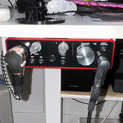 Gá gắn dưới bàn cho Focusrite Scarlett Solo