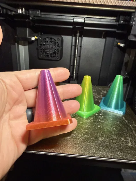 Mini Road Cone cho RC - Image 1