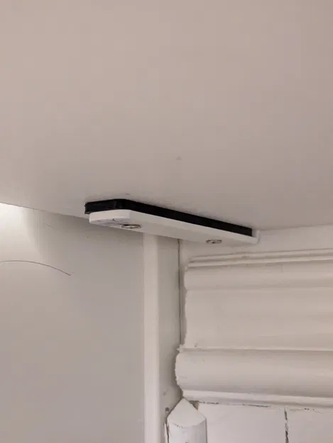 Miếng chêm 1/8 inch cho shelf bracket 4 inch - Image 1