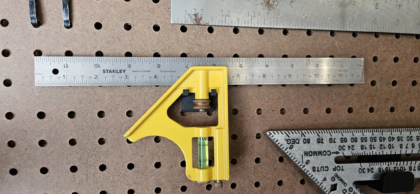 Giá treo Combination Square cho Pegboard - Image 1